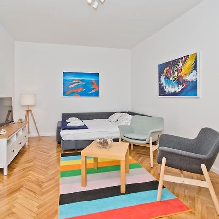 Villa Tota Glamur 耶尔萨 外观 照片