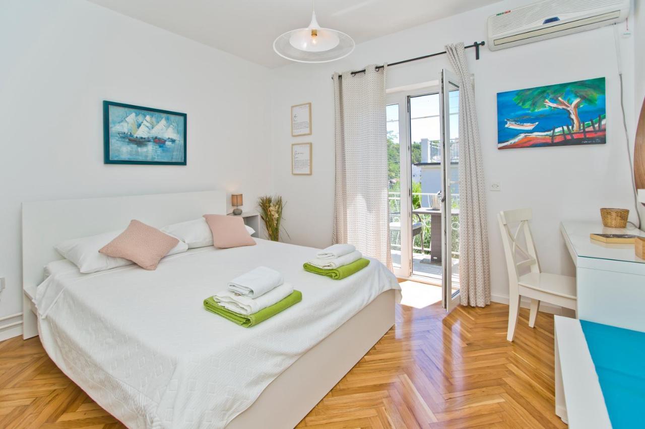 Villa Tota Glamur 耶尔萨 外观 照片