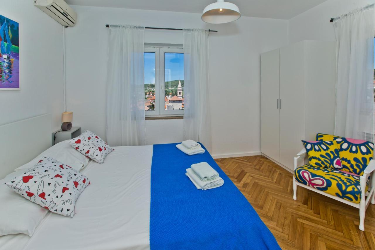 Villa Tota Glamur 耶尔萨 外观 照片