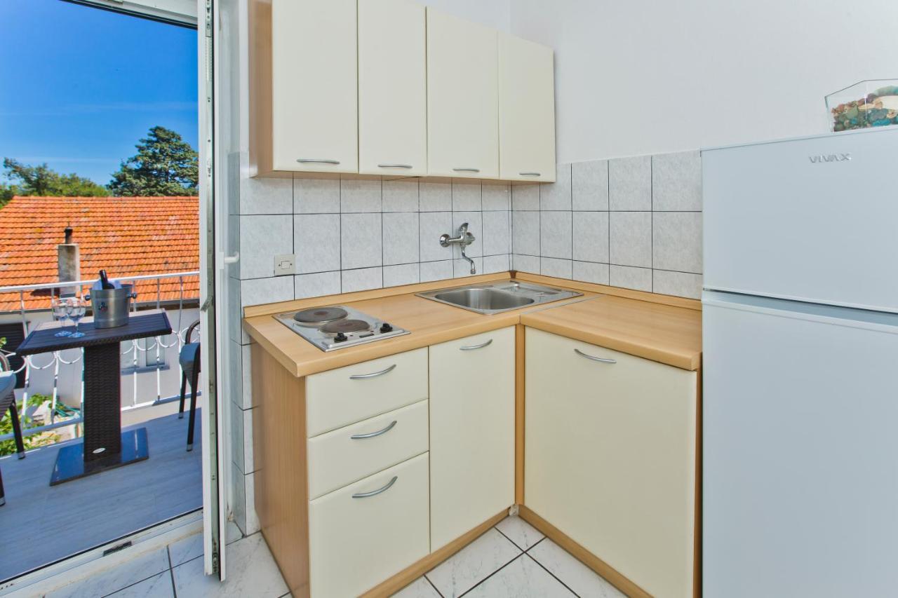 Villa Tota Glamur 耶尔萨 外观 照片